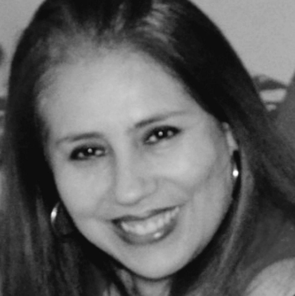 Meet your Posher, Lina